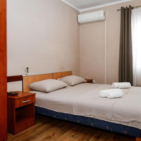 טיווט Apartments Djukic מראה חיצוני תמונה