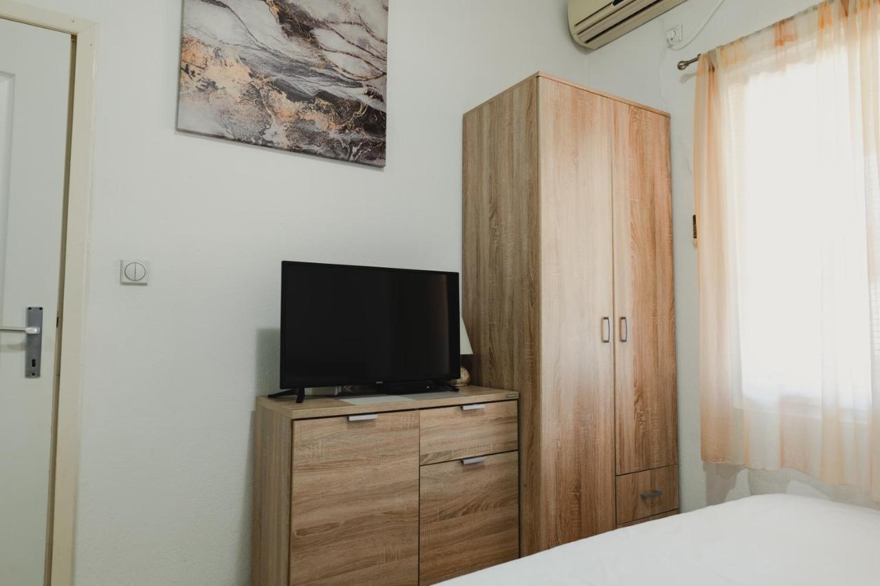 טיווט Apartments Djukic מראה חיצוני תמונה