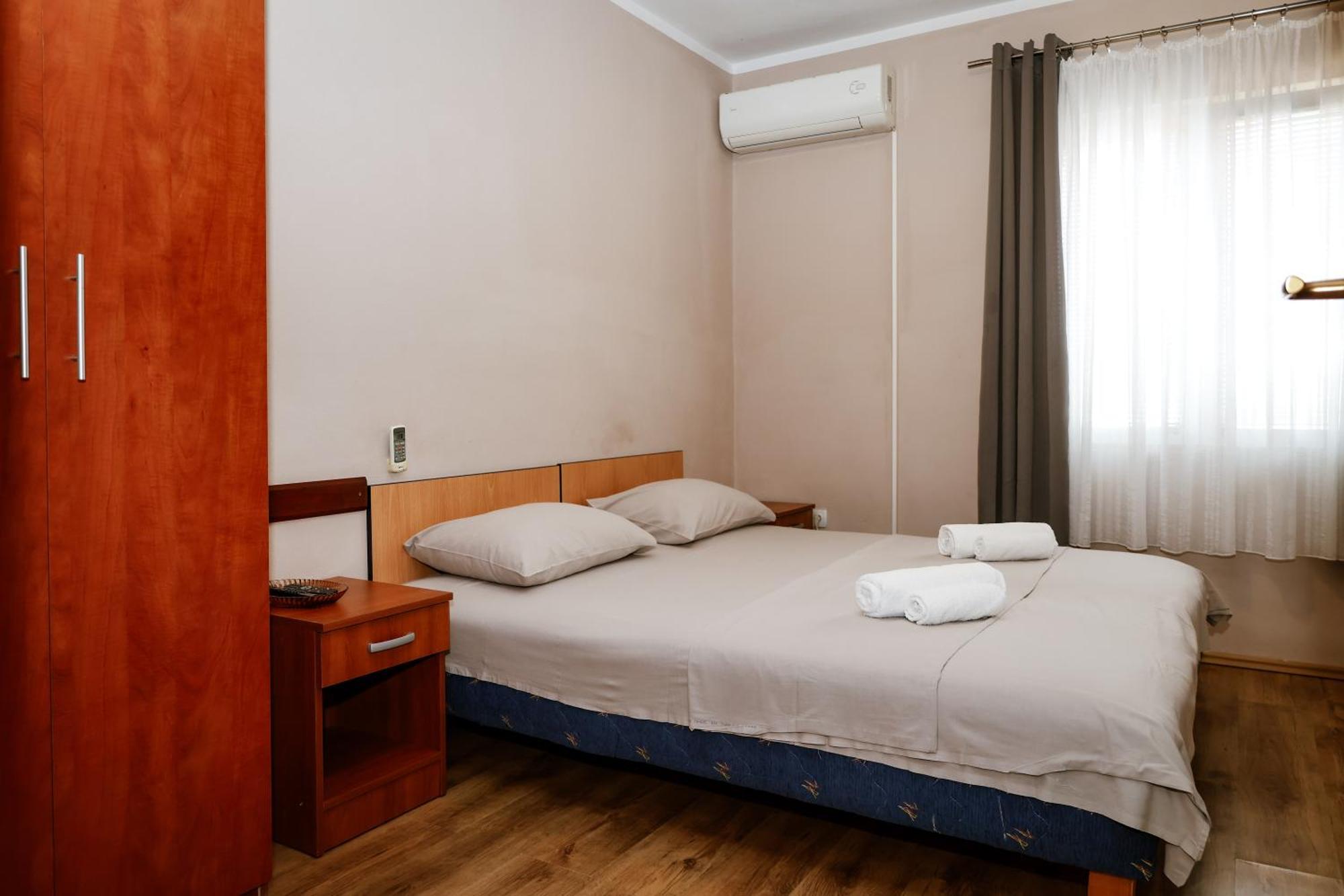 טיווט Apartments Djukic מראה חיצוני תמונה