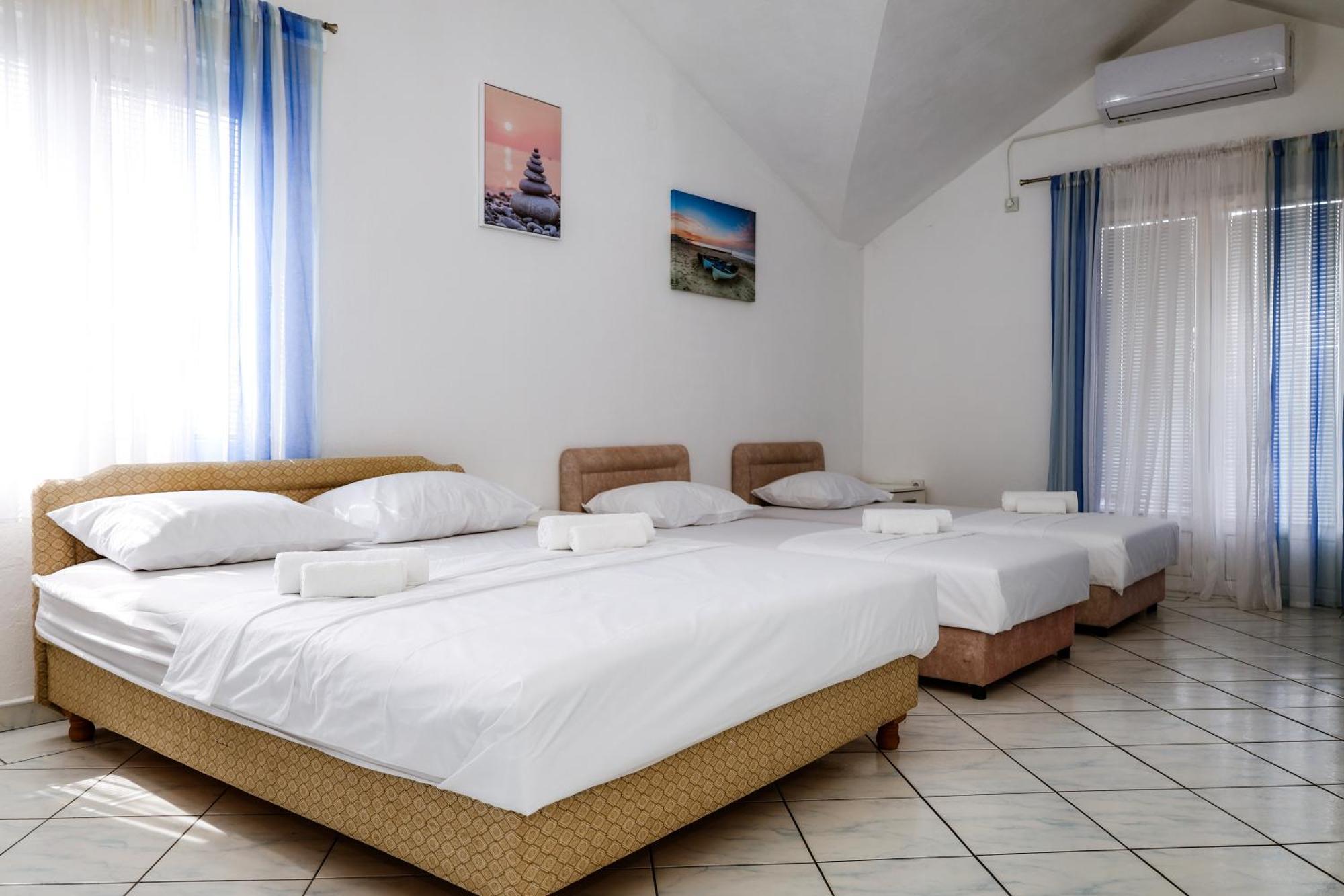 טיווט Apartments Djukic מראה חיצוני תמונה